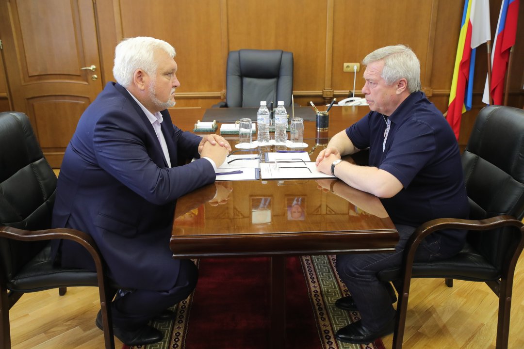 Василий Голубев провел рабочую встречу с главой администрации Верхнедонского района